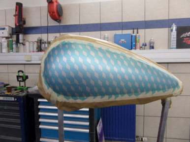 Custom Bike Tank - Airbrush - Oldschool - Pinstriping, Preussler Radstadt, Österreich