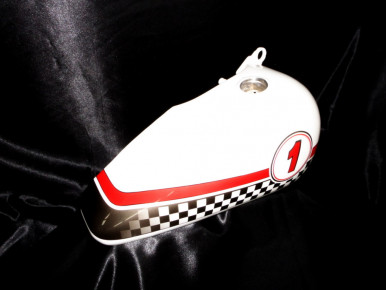 Custom Bike Tank - Airbrush - Oldschool - Pinstriping - Race, Preussler Radstadt, Österreich