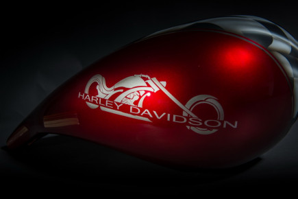 Harley Davidson, Airbrush, Custom Bike Tank, Race Flag, Preussler Radstadt, Österreich