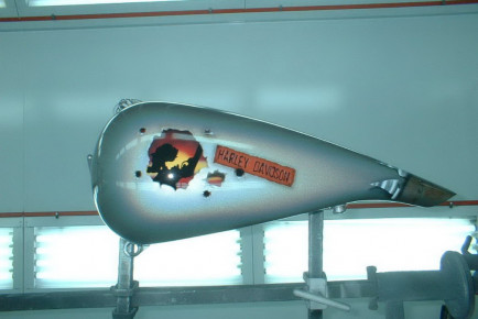 Custombike - Harley Tank - Airbrush - Metal Flakes - Oldschool, Preussler Radstadt, Österreich