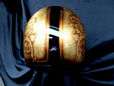Blattgold - Airbrush - Spezial-Lackierung - Helm - Preussler, Radstadt, Österreich