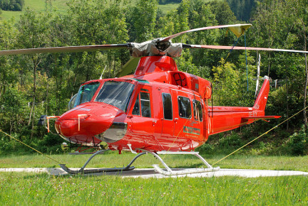 Hubschrauber Heli Austria - Bell 412, Lackierung - Kfz Fachbetrieb Preussler - Radstadt, Österreich