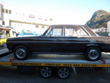 mercedes-8-restauration-radstadt-oesterreich-speziallackierung-oldtimer-restauration-17