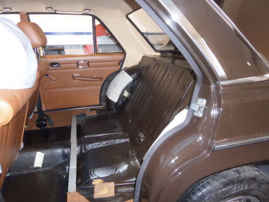 mercedes-8-restauration-radstadt-oesterreich-speziallackierung-oldtimer-restauration-19