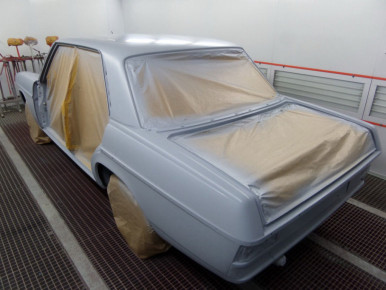 mercedes-8-restauration-radstadt-oesterreich-speziallackierung-oldtimer-restauration-38