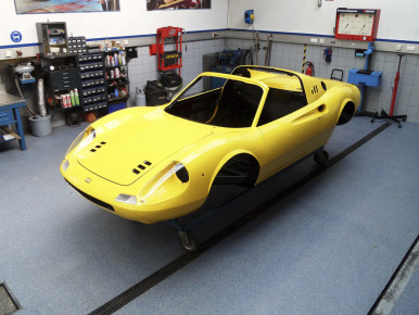 Ferrari Dino 246 GTS - 1973, Oldtimer-Restauration im Kfz-Fachbetrieb Preussler in Radstadt, Österreich