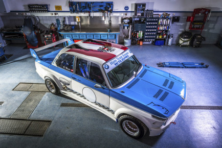 Glanz-Lackierung - BMW 2002 Twin-Turbo, Gruppe B Rennwagen - Kfz-Fachbetrieb Preussler in Radstadt, Österreich