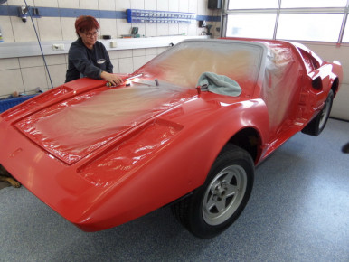 Ferrari 308, Oldtimer-Restauration im Kfz-Fachbetrieb Preussler in Radstadt, Österreich