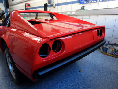 Ferrari 308, Oldtimer-Restauration im Kfz-Fachbetrieb Preussler in Radstadt, Österreich
