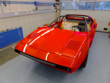 Ferrari 308, Oldtimer-Restauration im Kfz-Fachbetrieb Preussler in Radstadt, Österreich