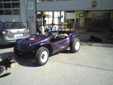 VW Buggy, 1971 für Salzburger Strongman Franz Müllner, Oldtimer-Restauration, Airbrush Lackierung im Kfz-Fachbetrieb Preussler in Radstadt, Österreich