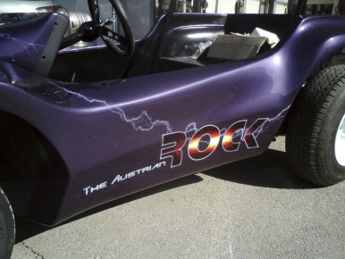 VW Buggy, 1971 für Salzburger Strongman Franz Müllner, Oldtimer-Restauration, Airbrush Lackierung im Kfz-Fachbetrieb Preussler in Radstadt, Österreich