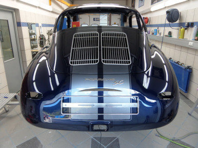 Porsche 356 SC, Oldtimer-Restauration im Kfz-Fachbetrieb Preussler in Radstadt, Österreich