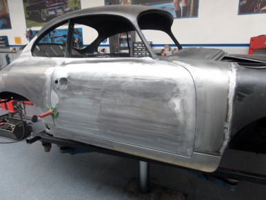 Porsche 356 SC, Oldtimer-Restauration im Kfz-Fachbetrieb Preussler in Radstadt, Österreich