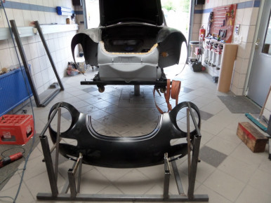 Porsche 356 SC, Oldtimer-Restauration im Kfz-Fachbetrieb Preussler in Radstadt, Österreich
