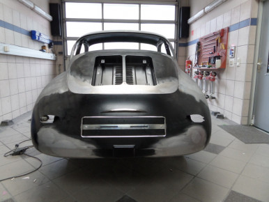 Porsche 356 SC, Oldtimer-Restauration im Kfz-Fachbetrieb Preussler in Radstadt, Österreich