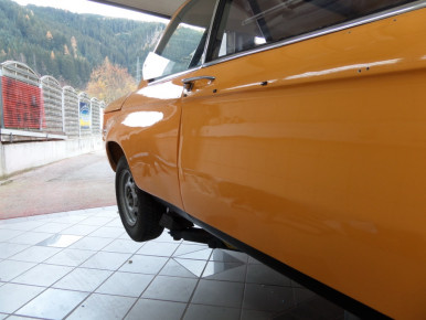 Oldtimer-Restauration, Spezial-Lackierung - BMW 2002 TI, Schnitzer Rennwagen - Kfz-Fachbetrieb Preussler in Radstadt, Österreich