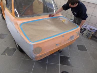 Oldtimer-Restauration, Spezial-Lackierung - BMW 2002 TI, Schnitzer Rennwagen - Kfz-Fachbetrieb Preussler in Radstadt, Österreich