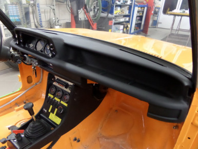 Oldtimer-Restauration, Spezial-Lackierung - BMW 2002 TI, Schnitzer Rennwagen - Kfz-Fachbetrieb Preussler in Radstadt, Österreich