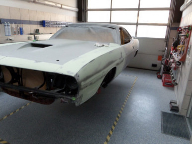 plymouth-cuda-preussler-radstadt-oldtimer-restauration-oesterreich-speziallackierung-36