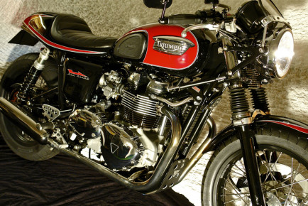 Motorrad Triumph Cafe Racer - Lackierung - Kfz Fachbetrieb Preussler - Radstadt, Österreich