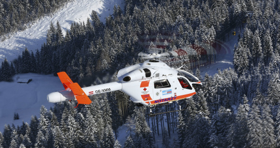 Hubschrauber Heli Austria - Notarzthubschrauber OE-XMM, Lackierung - Kfz Fachbetrieb Preussler - Radstadt, Österreich